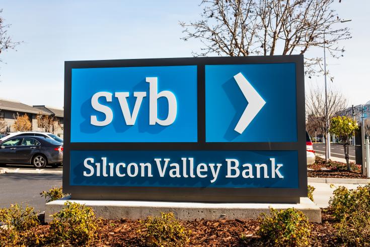 Photo of a Silicon Valley Bank sign